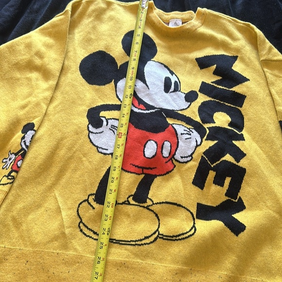 New Disney park yellow Mickey Mouse sweeter for adults - Picture 2 of 8